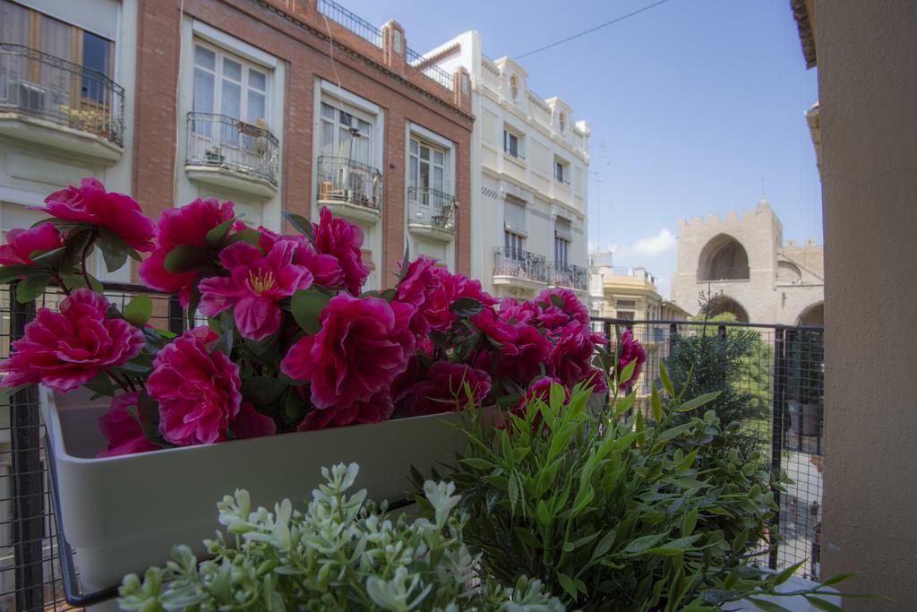 ולנסיה Blanquerias Apartments מראה חיצוני תמונה